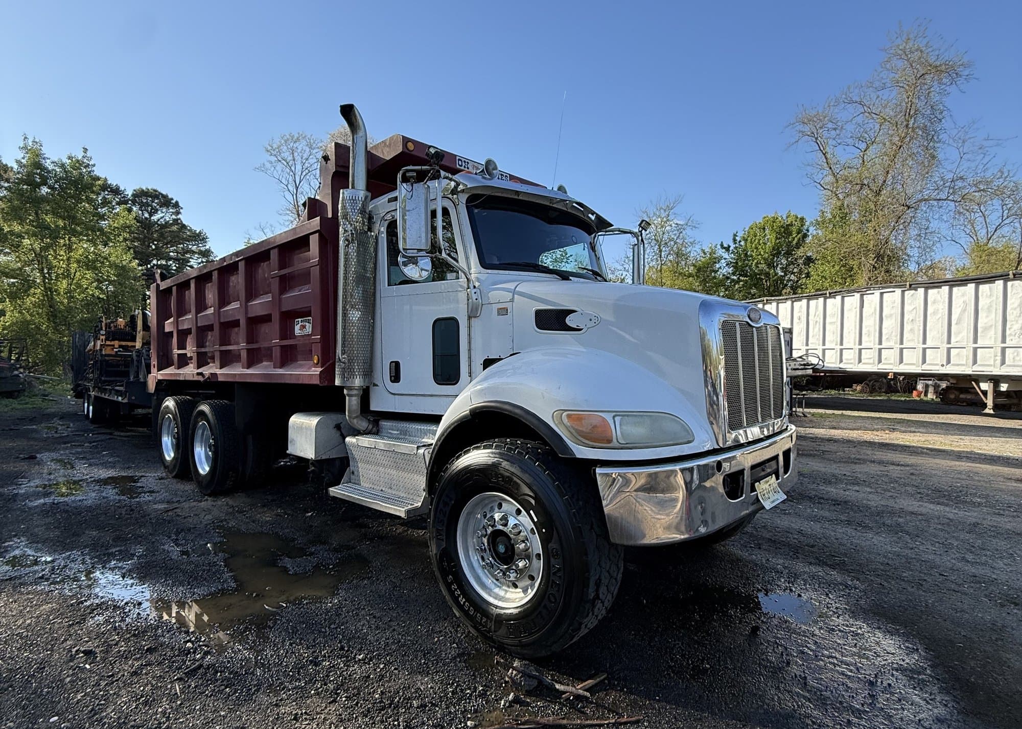 Trucks & Trailers